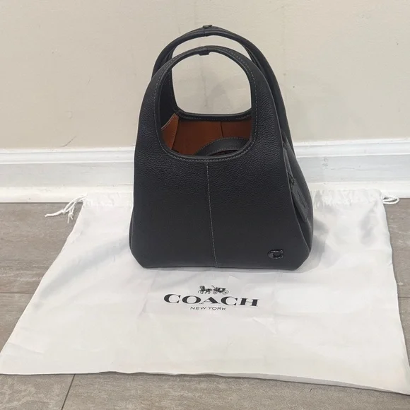 Coach Lana Shoulder Bag 23 - Picture 7 of 7